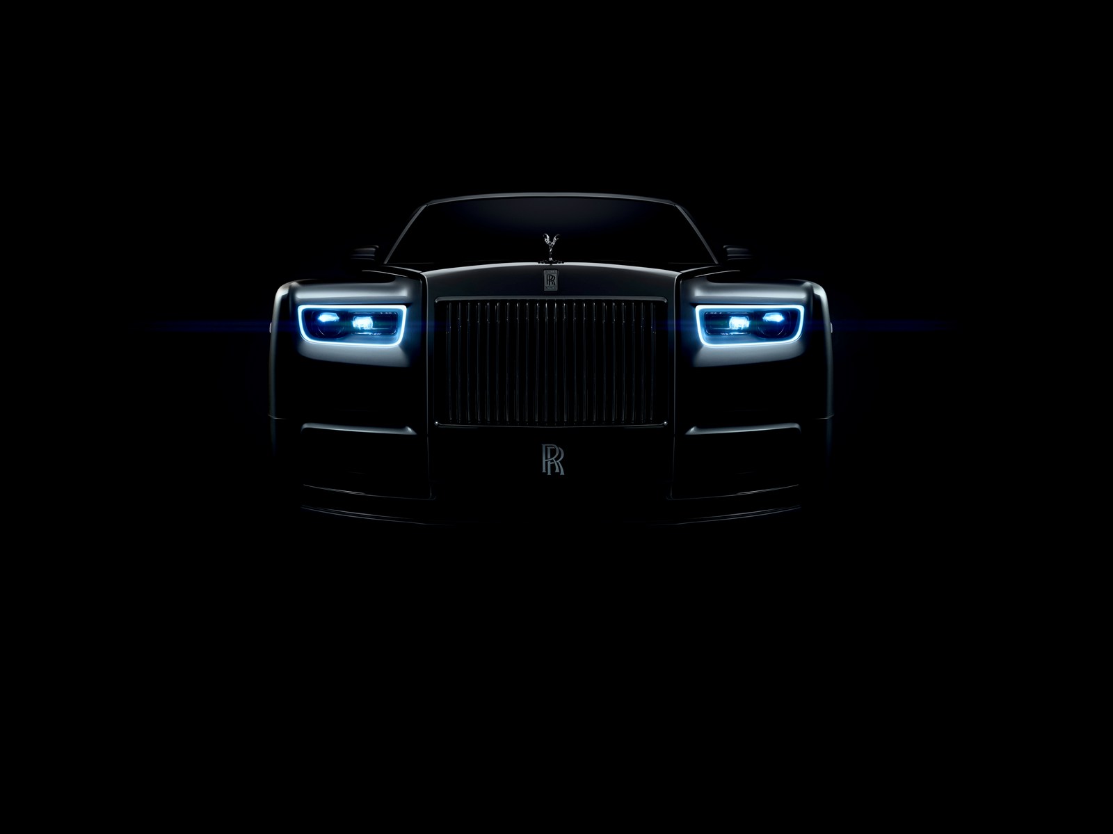 [Imagen: Rolls-Royce-Phantom-10.jpg]