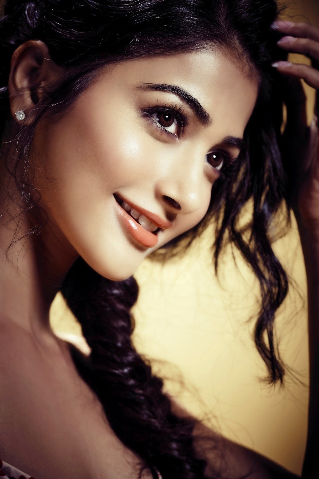 [Image: Pooja-Hegde-protfolio-photos-003.jpg]