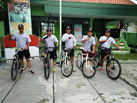 Danramil 04/Tanjung Pimpin Patroli Wilayah Dengan Gowes Sepeda