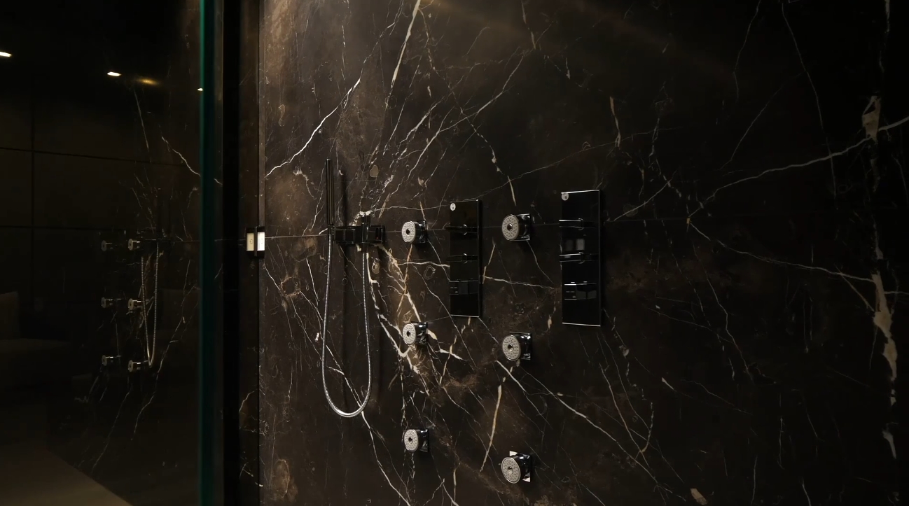 56 Photos vs. 165 W Forest Rd, Vail, CO Luxury Mansion Interior Design Tour