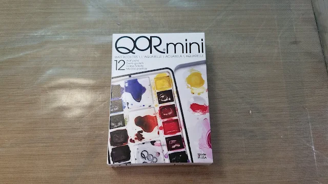 Qor Mini Palette in Packaging