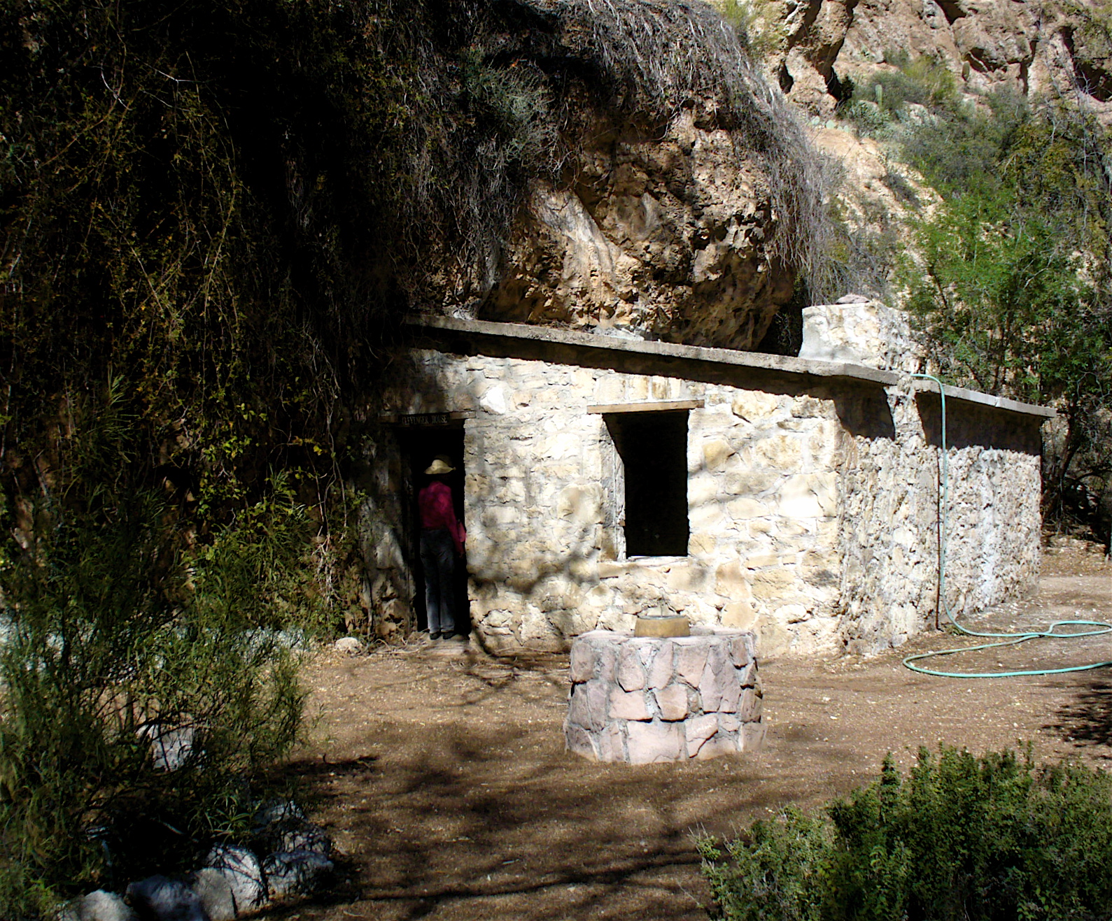 Alt Build Blog Stone Homesteaders Cabin