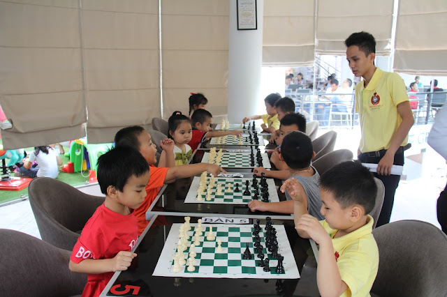Học cờ vua ở đâu? Học cờ vua mang lại lợi ích gì cho trẻ?