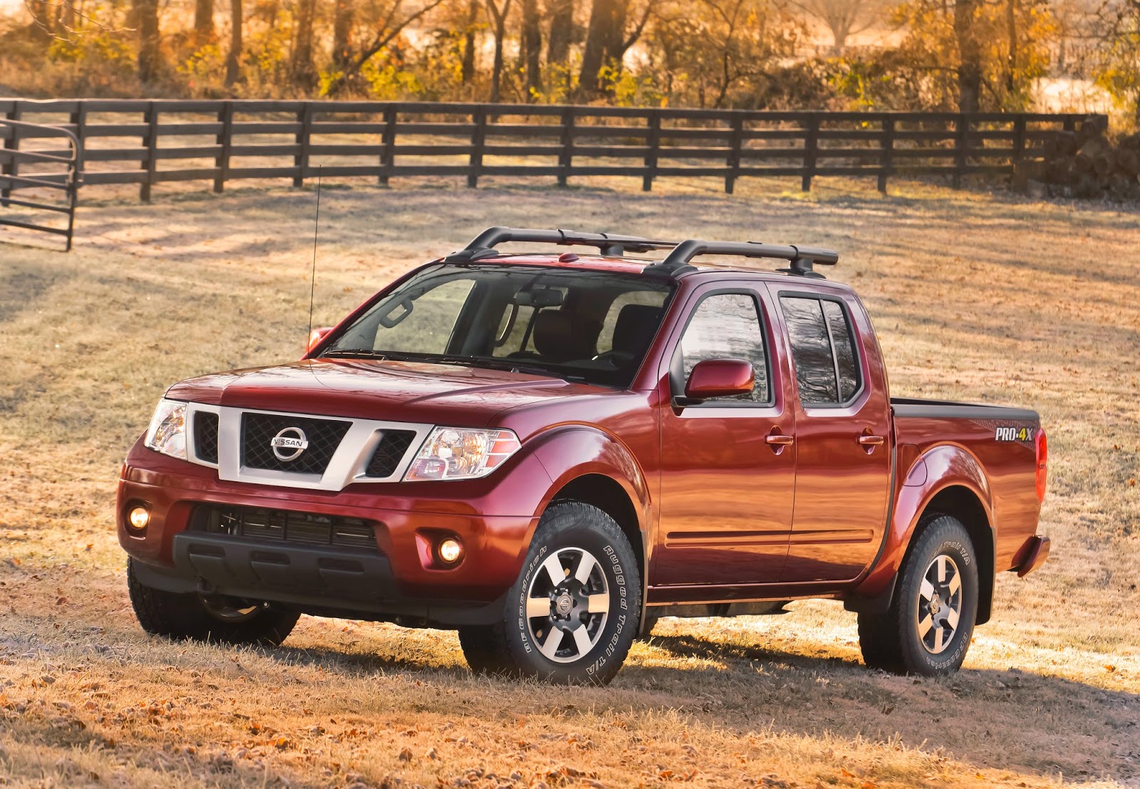 How The 2014 Nissan Frontier PRO-4X Tries To Hide Its Age