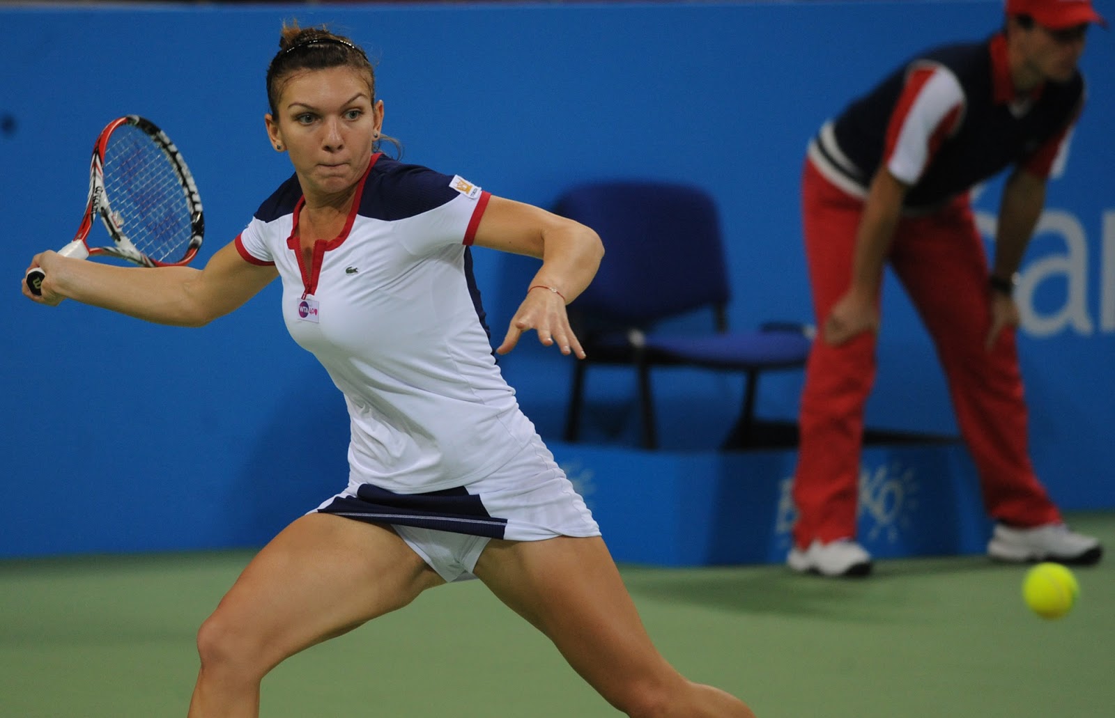 a-look-at-smokin-hot-tennis-star-simona-halep