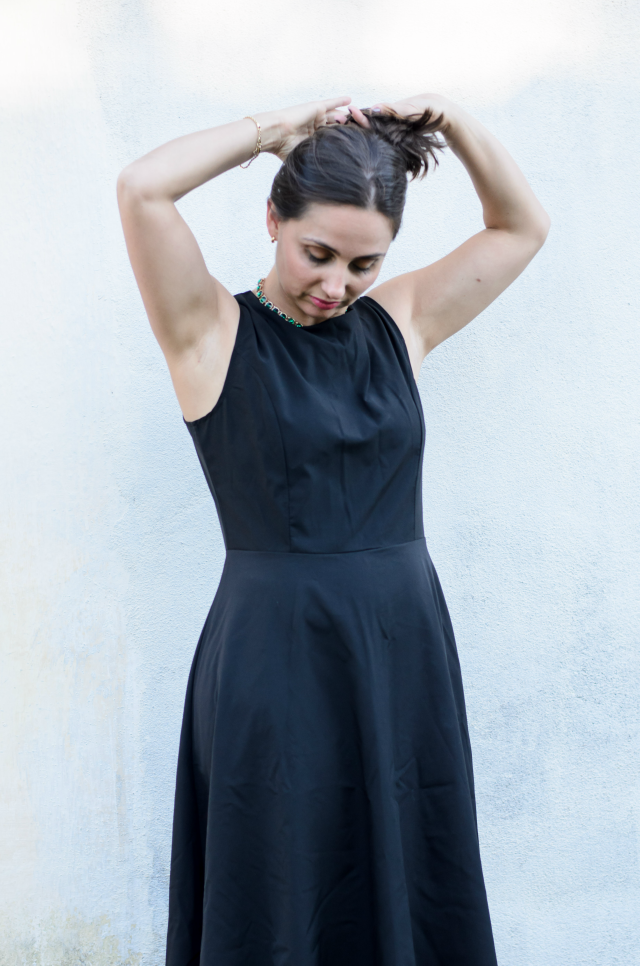 Vestido preto estilo Audrey Hepburn Vestido preto estilo Audrey Hepburn