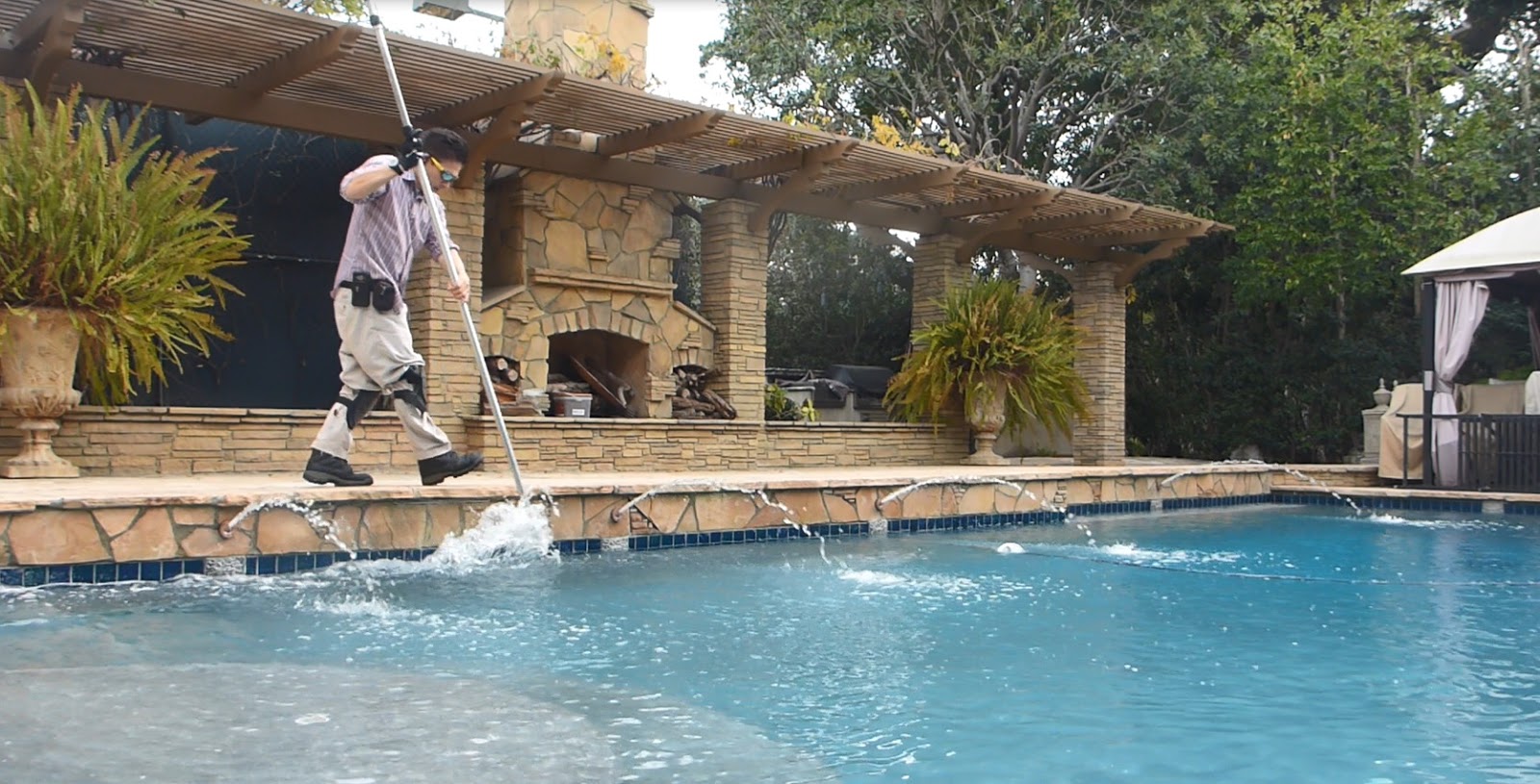 Swimming Pool Tips & Reviews How to Choose the Right Pool Service Company