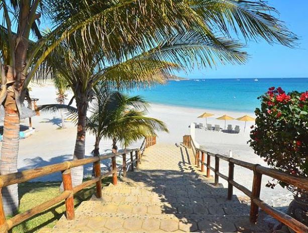 Luciano Rocha: AS MAIS CHIQUES MANSÕES COM PRAIAS PARTICULAR DO MUNDO