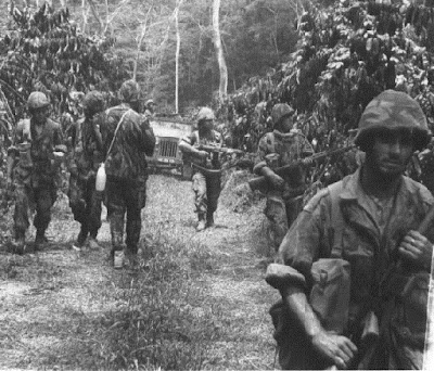 Red Star, White Star : Angola: MPLA, FNLA, UNITA, and the War of ...