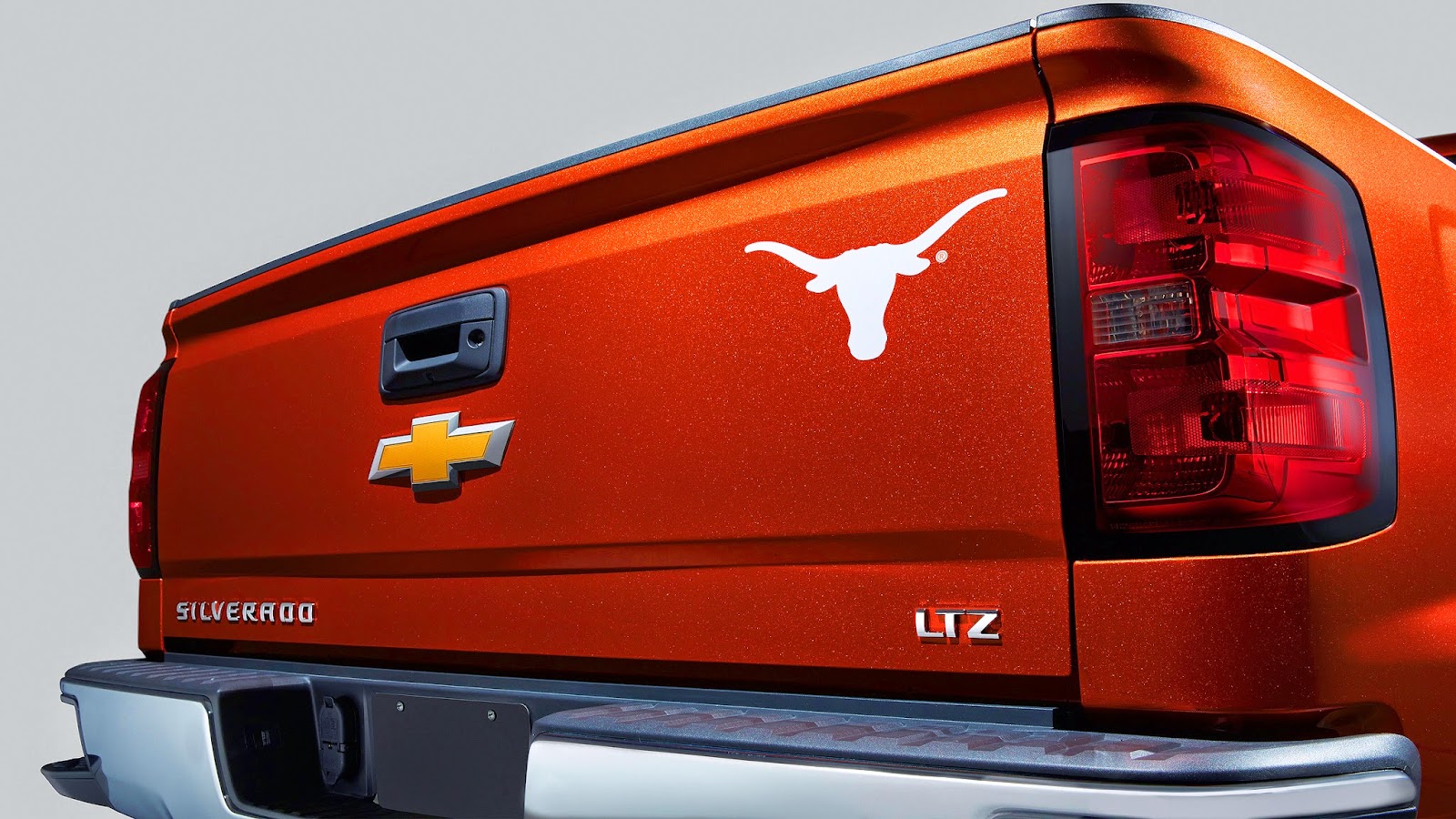 US$ 795 Pacote-Chevrolet Silverado University of Texas Edition 2015 | CARWP