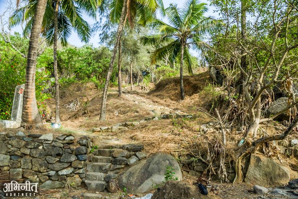 Camping Trip to Oyster Island , Karwar , Karnataka with Trek Mates