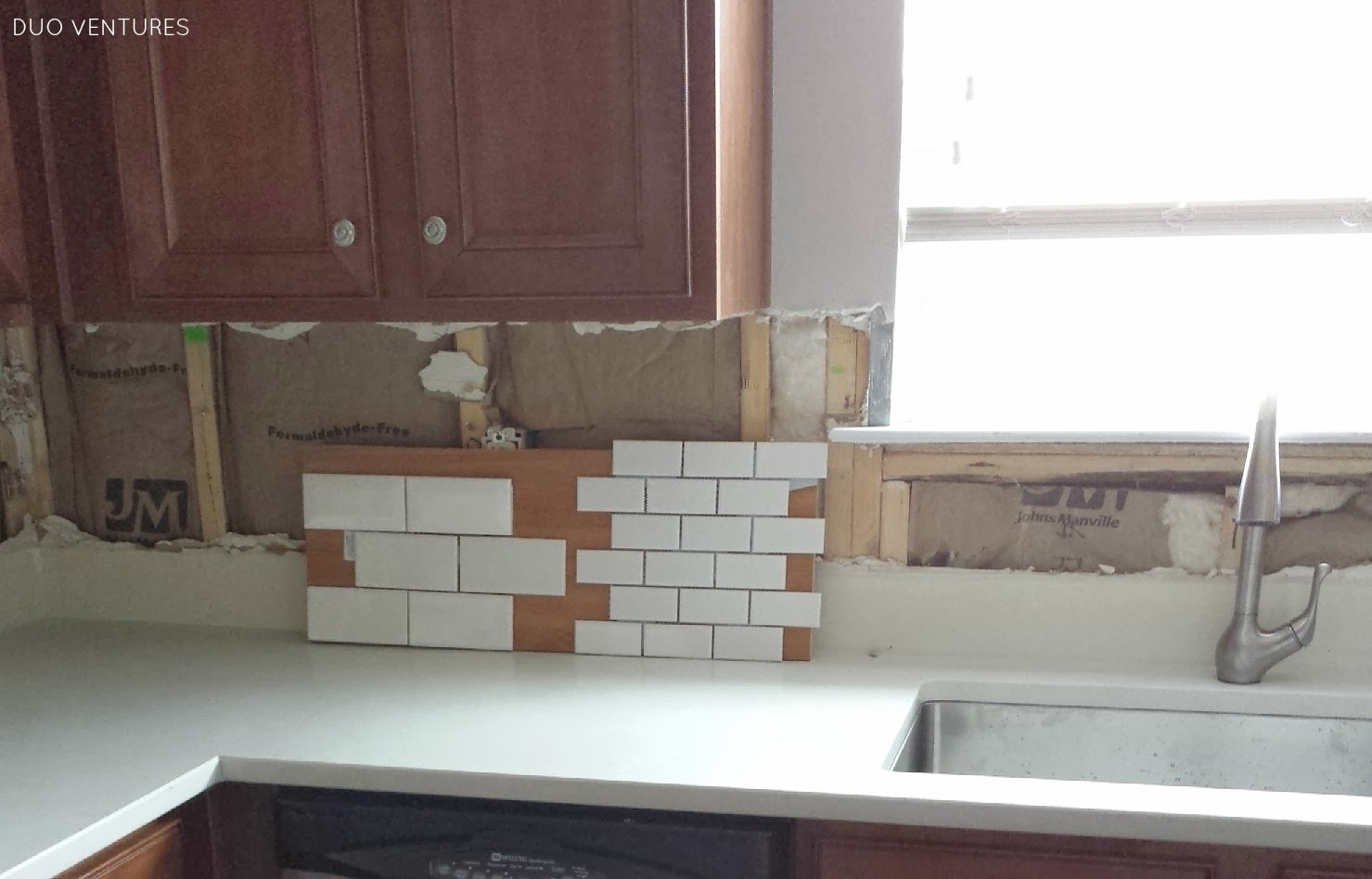 Subway Tile Backsplash Installation, What Size Subway Tile For Small Kitchen Backsplash