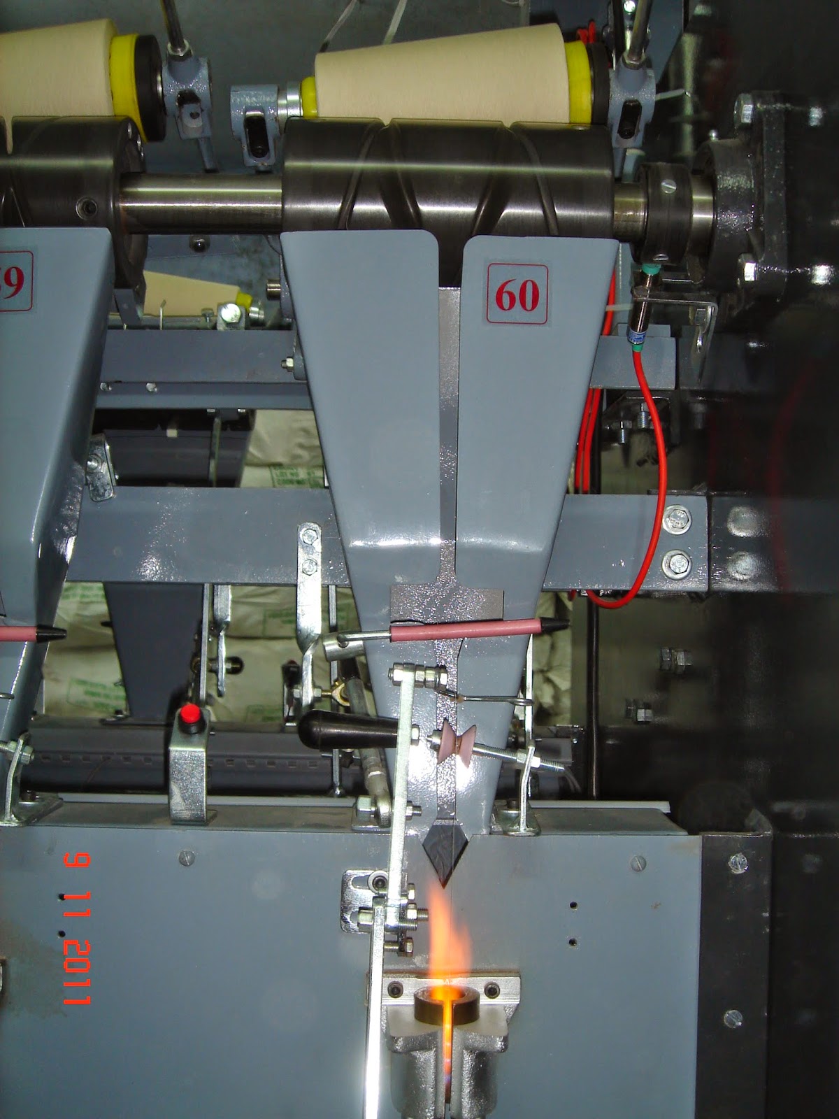 GAS YARN SINGEING MACHINE GASSING MACHINE Yarn Gassing Machine