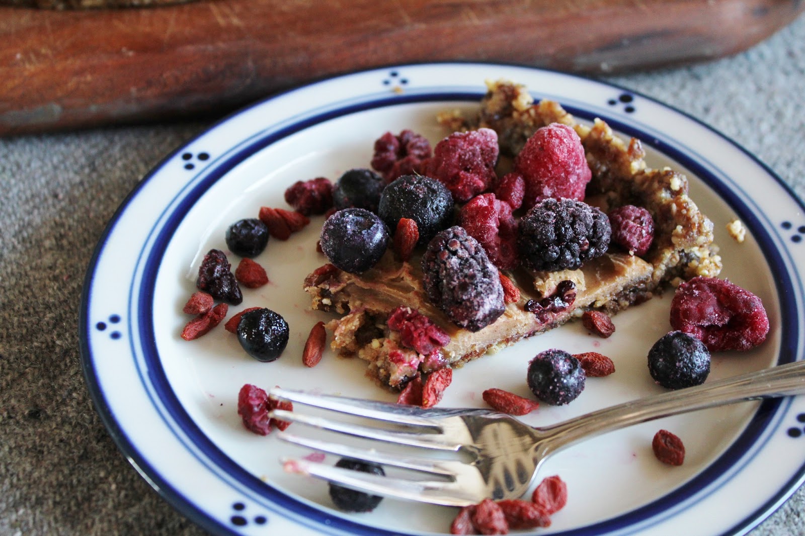 This Rawsome Vegan Life jewel fruit tart with caramel almond filling