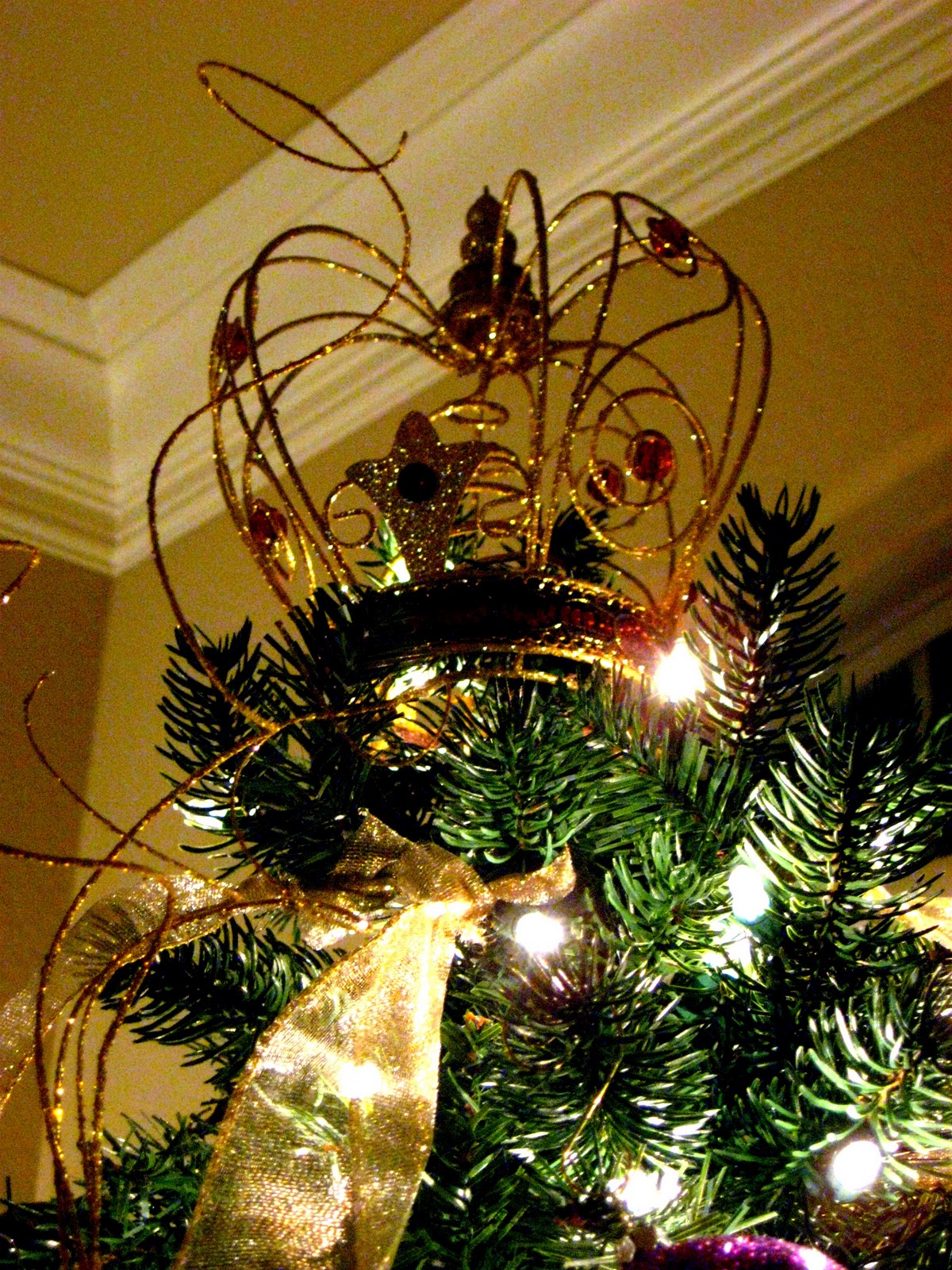 A Blonde Ambition: It's Beginning to Look A Lot Like Christmas...'Round ...