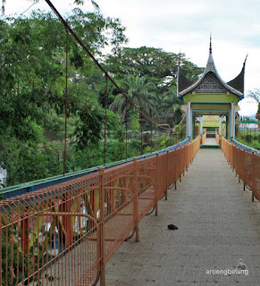 jembatan limpapeh bukittinggi