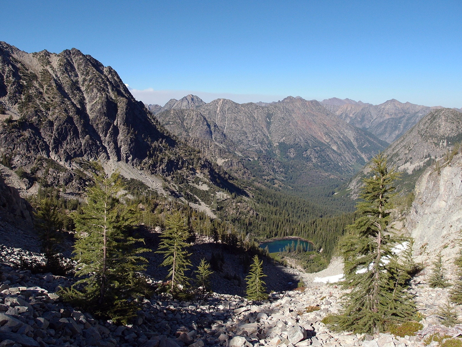 Seeking Ultra Rainbow RidgeTwisp Lake loop, North Cascades National Park