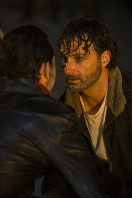 Image of Andrew Lincoln in The Walking Dead Season 7 (2)