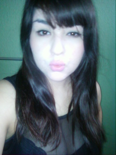 The Dark Side of Beauty: How To: Smooth Lips