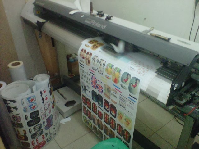 mesin digital printing sticker Cendana Digital Printing