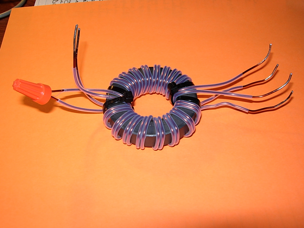 W7YV Ham Radio RF Baluns and 20M Vertical Antenna Photos