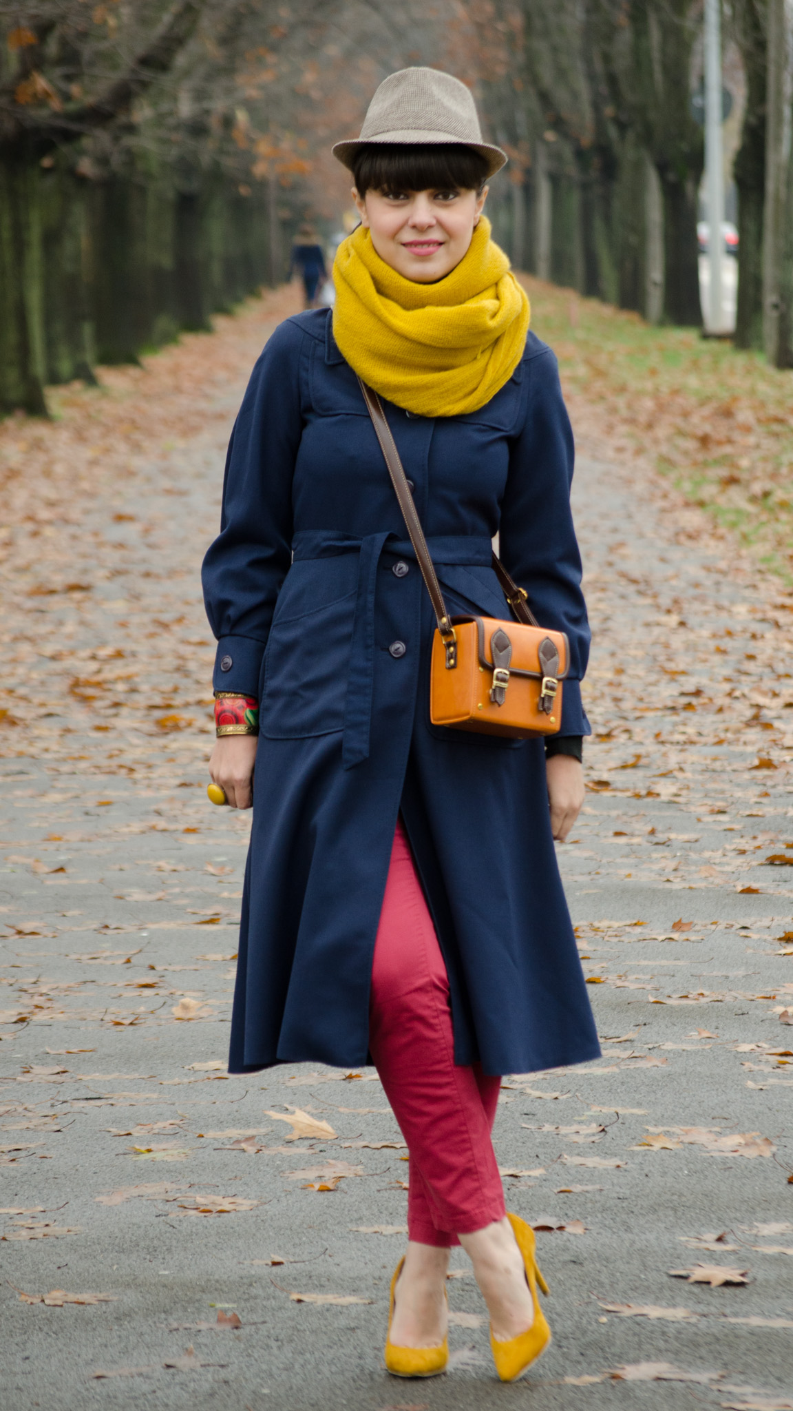chic navy thrifted coat trench fedora hat h&m burgundy ankle cut pants mustard peoma shoes heels over sized scarf box bag satchel black turtleneck autumn fall bangs