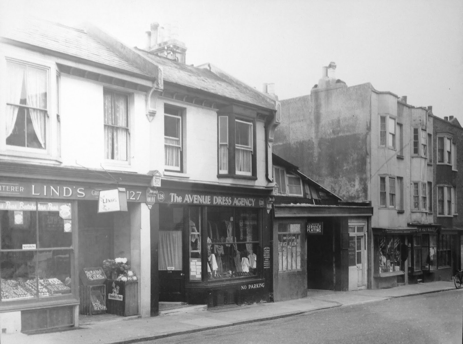 Brighton Bits 127/128 Edward Street then & now