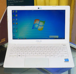 Laptop ASUS X200MA Fullset Bekas Di Malang