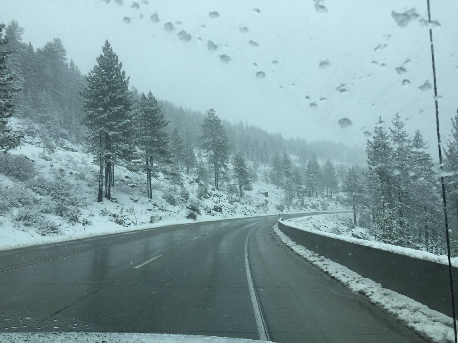 DONNER PASS HIT BY SNOW IN CALIFORNIA ! Weather Weather Forecast