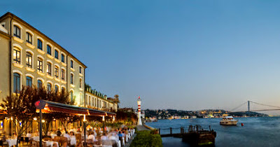 Unter Alten Platanen Bergblumengarten