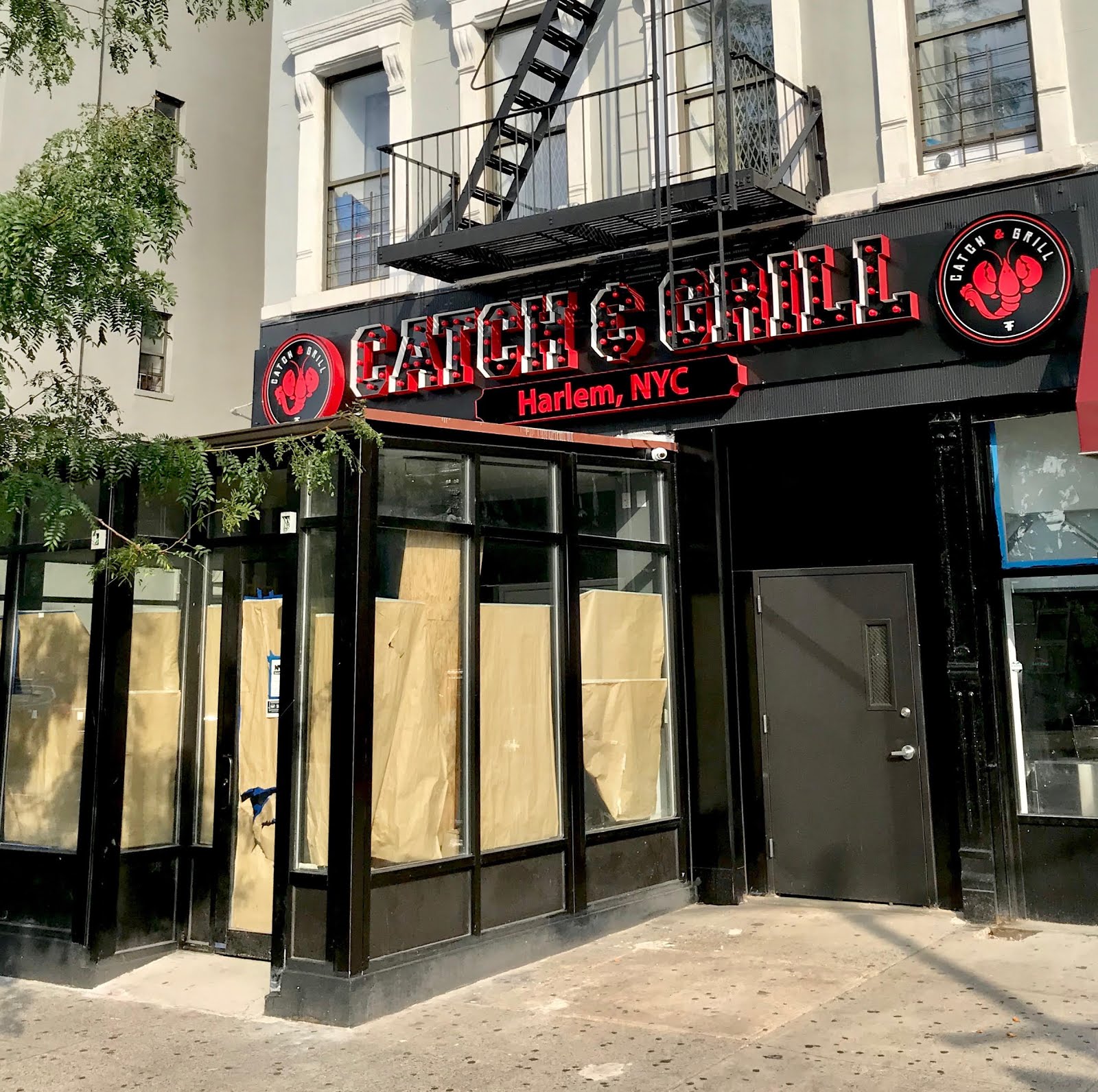 H A R L E M + B E S P O K E SHOP CATCH & GRILL UP FOR SALE