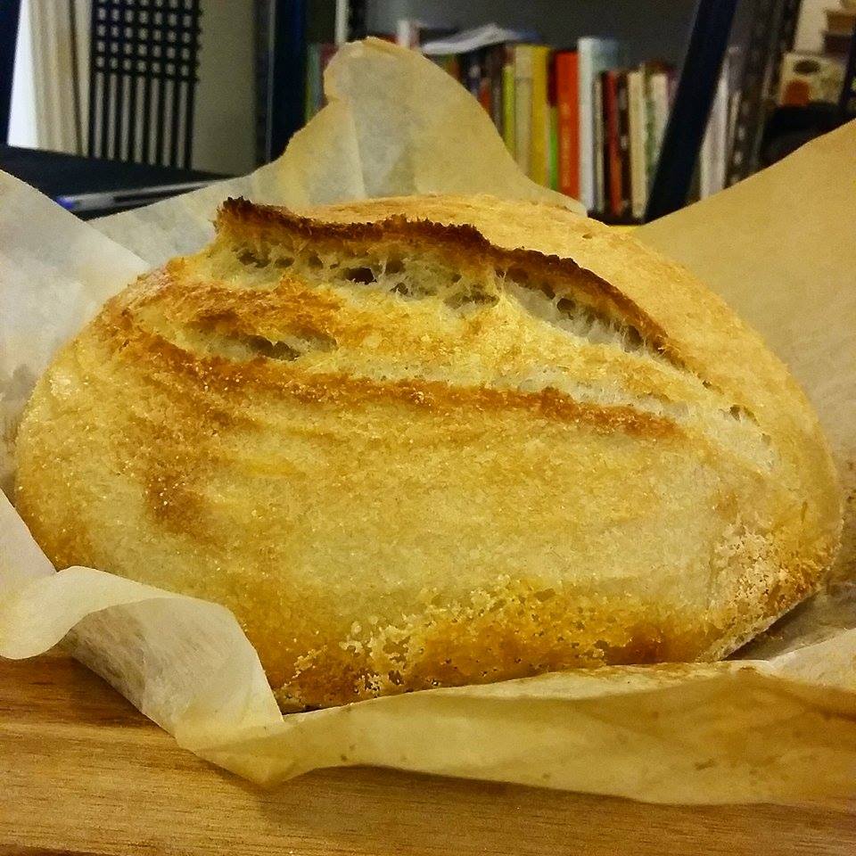 FOOD PRESERVING SEMOLINA SOURDOUGH BREAD