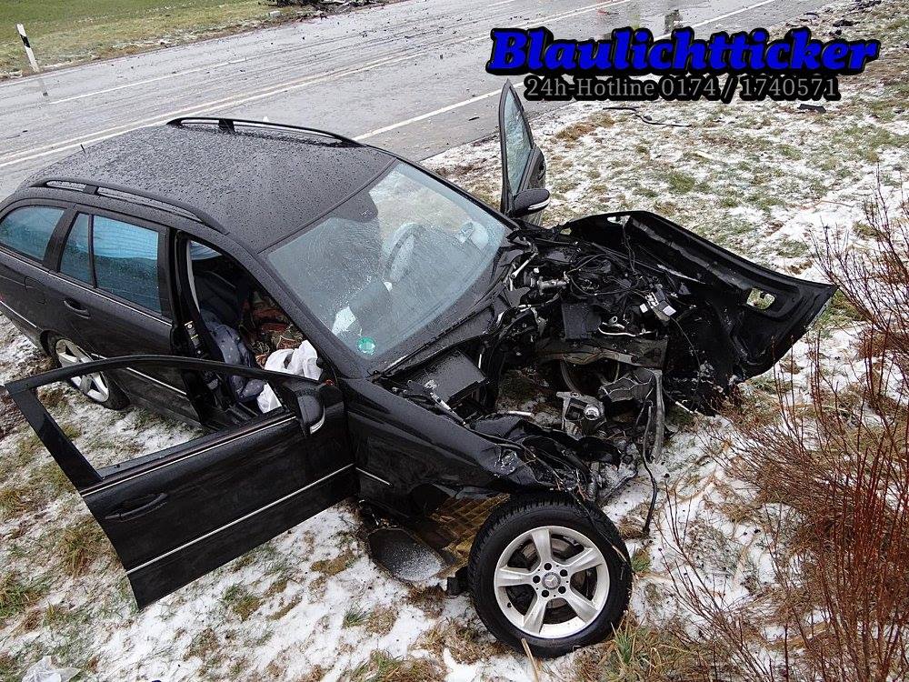 Blaulichtticker Allgau Obergermaringen B12 Frontalzusammenstoss 4 Personen Verletzt