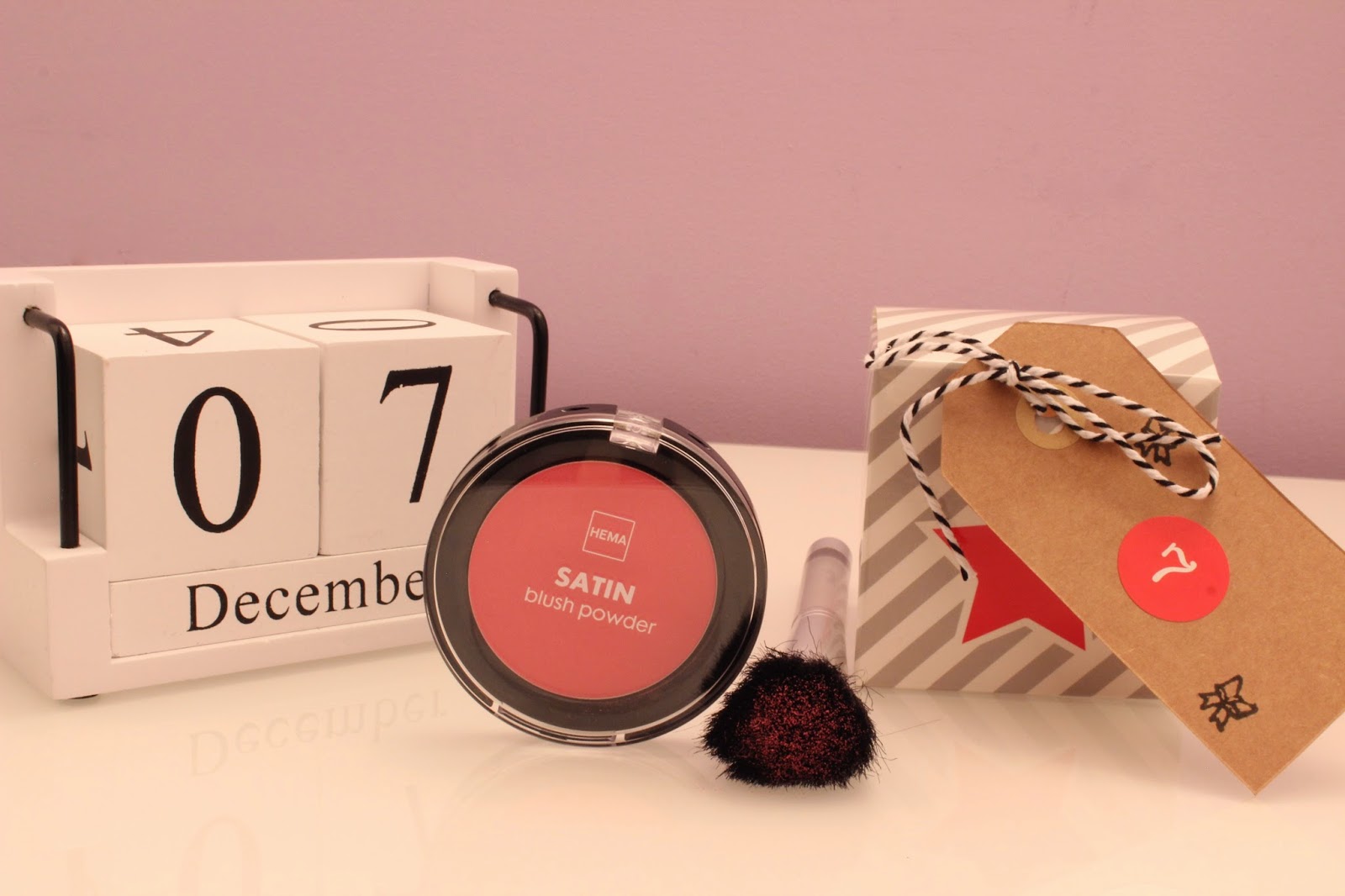 cottoncandyblondies Advent Calendar Day 7 Satin Blush Powder from the