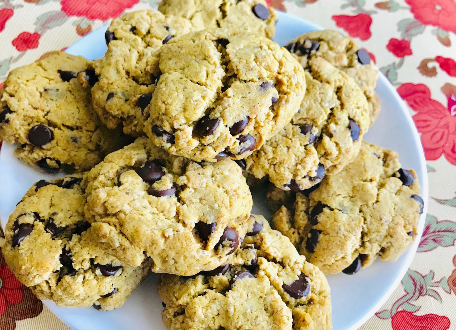 Quinoa Flour Chocolate Chip Cookies (Vegan, Gluten Free, Sugar Free)