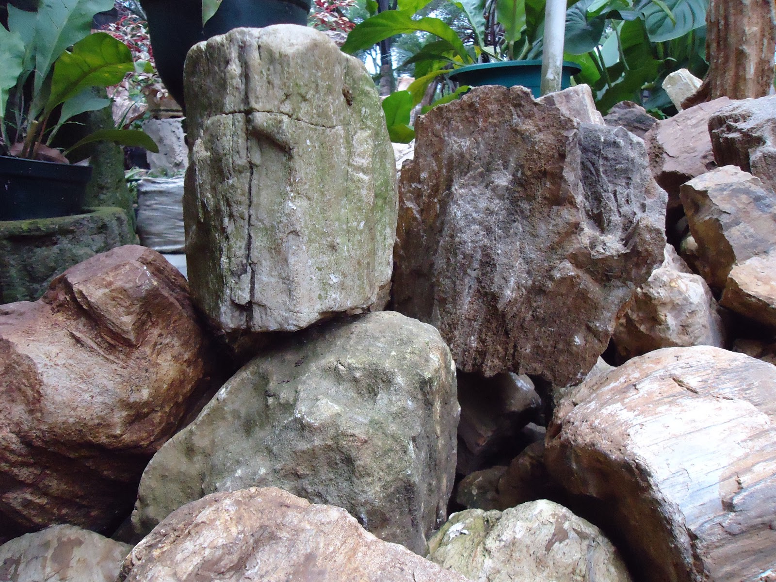 MHLANDSCAPE: Batu-Batuan
