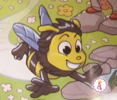 Фигурка гонщика пчелы из больших киндеров макси