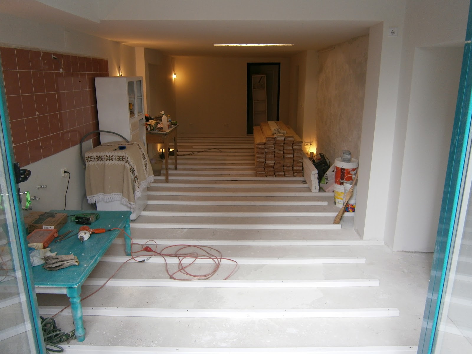 ESPECIESdeESPACIOSenCONSTRUCCIÓN: Transformación de garaje en apartamento