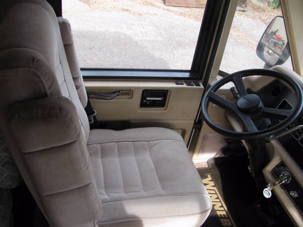 Used RVs 1990 Winnebago Chieftain 36' For Sale For Sale by
