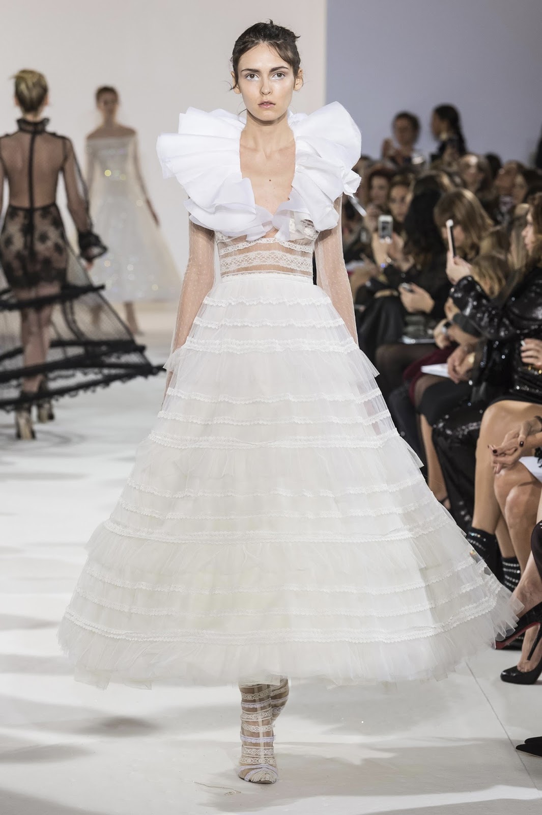 Black and White Runway Glamour: CELIA KRITHARIOTI