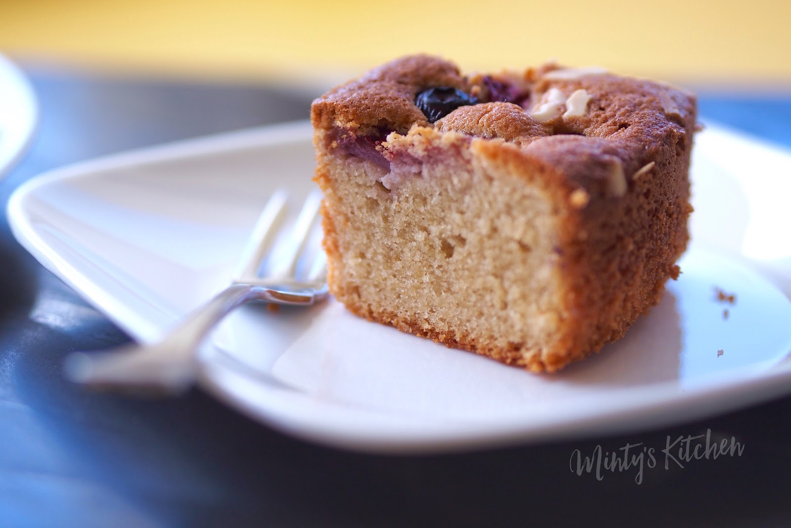 Minty's Kitchen Easy Berry Butter Cake