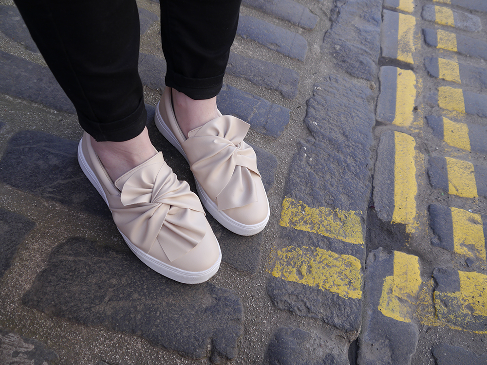 Primark latest trend shoes Fearne Cotton very collection, painted leather jacket, how to style a leather jacket, cool girl style inspiration, how to dress like a Cool Girl, Wardrobe Conversations blog,