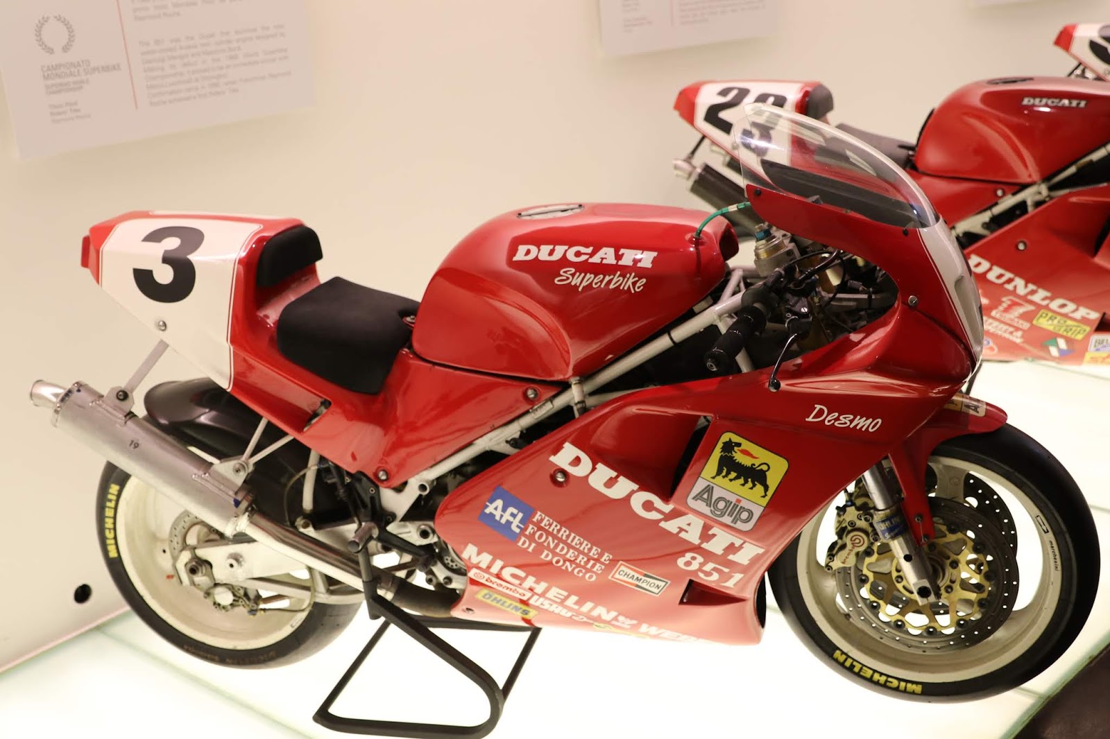 ducati 1990