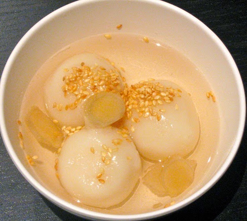 Traditional Vietnamese Rice Balls Sweet Soup Food (Che Troi Nuoc)