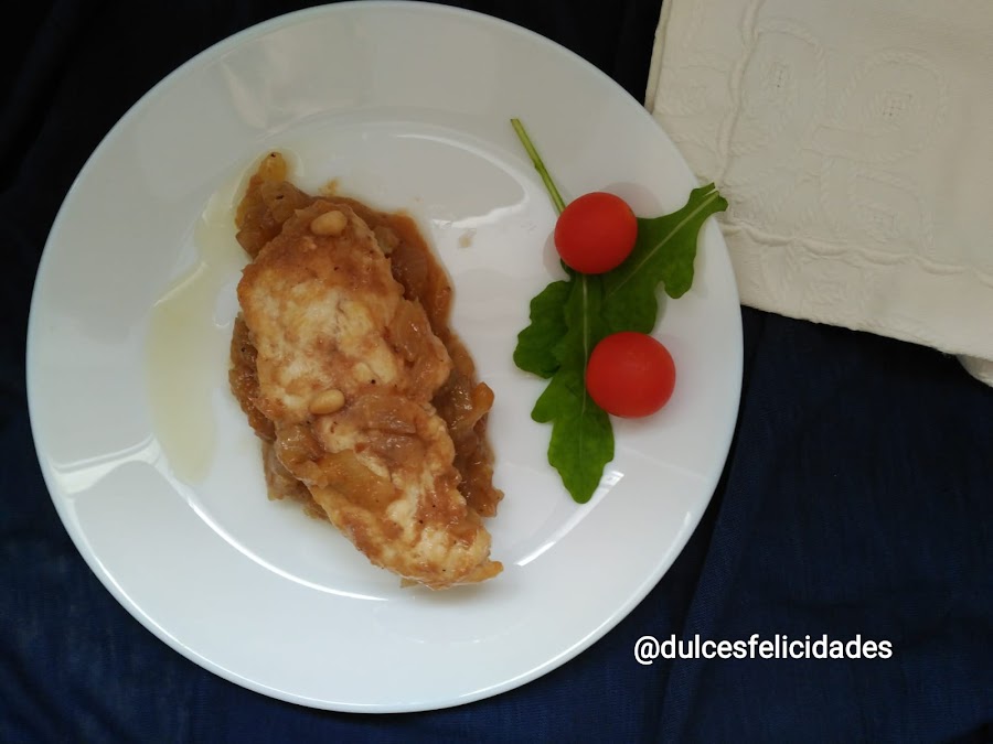 Solomillo de pollo con salsa de dulce de membrillo