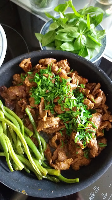 Sauté de bœuf au saté;plat simple,rapide et délicieux!