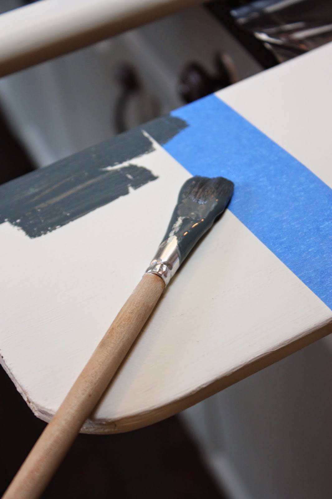 My Sweet Savannah thrifty thursday{painted canoe paddles}