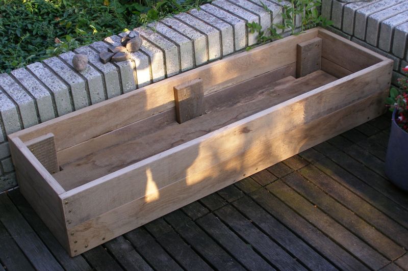 Buchkleid Blumenkasten aus Holz selbstgemacht