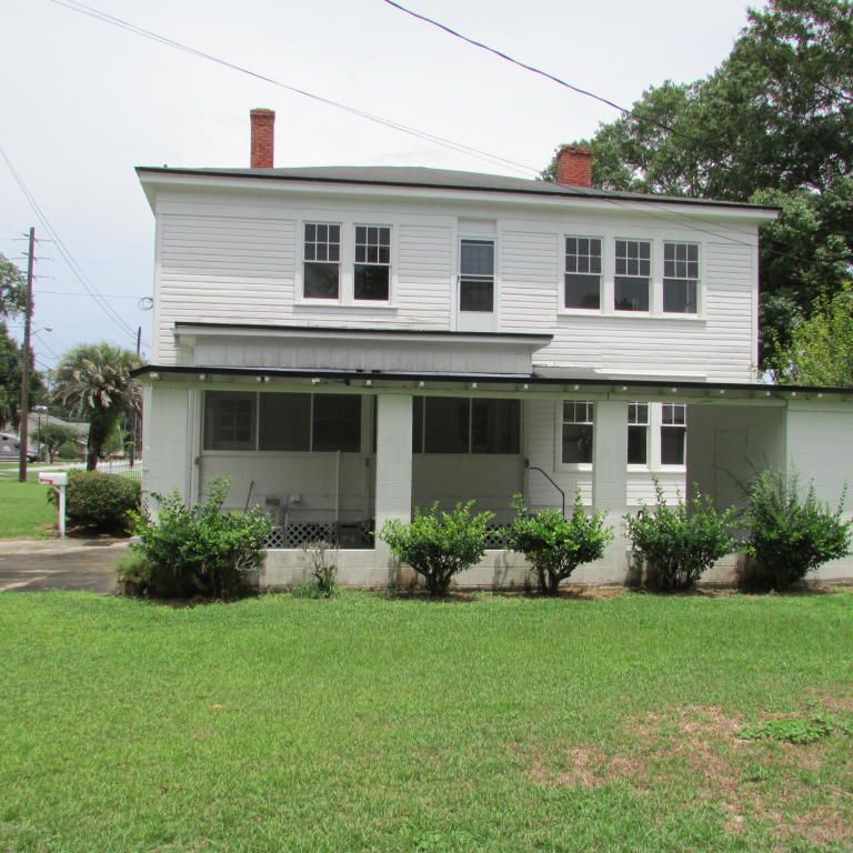 Sweet House Dreams 1919 Victorian in Baldwin, Florida