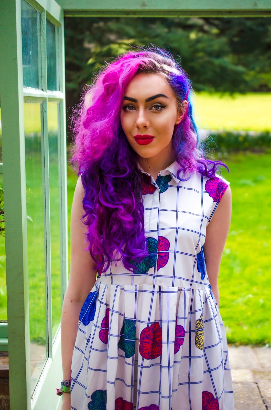 stephi lareine rainbow pink purple blue hair beauty blogger